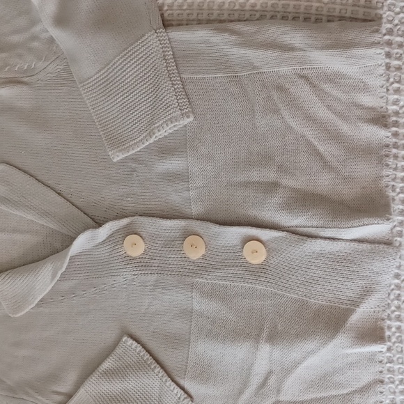 Sweater - Picture 3 of 3